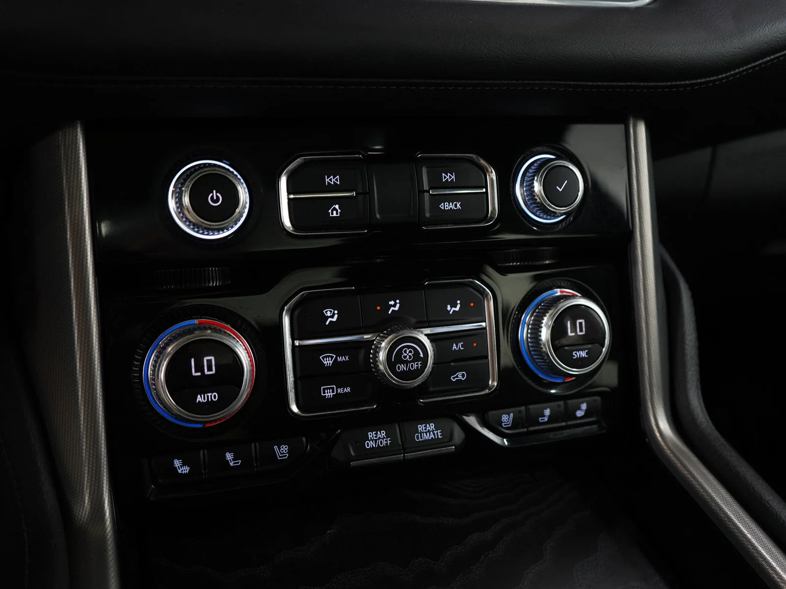 Used 2021 Black GMC Denali image 23