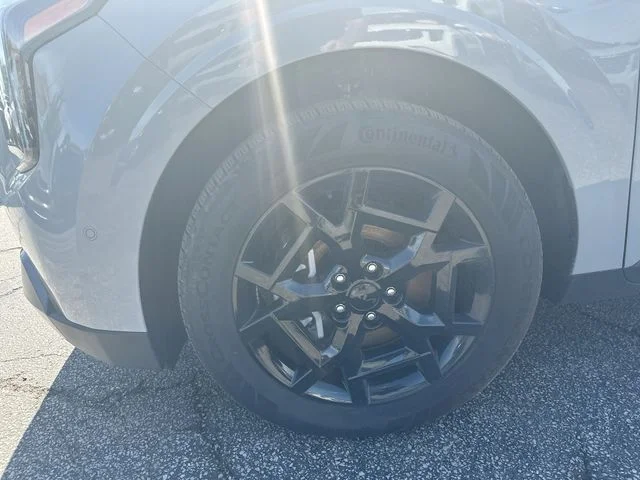 New 2026 Ceramic Silver Kia SX image 21