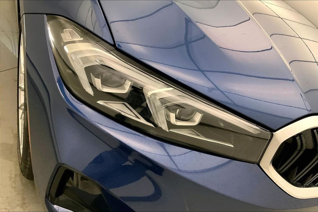 Used 2023 Phytonic Blue Metallic BMW  image 27