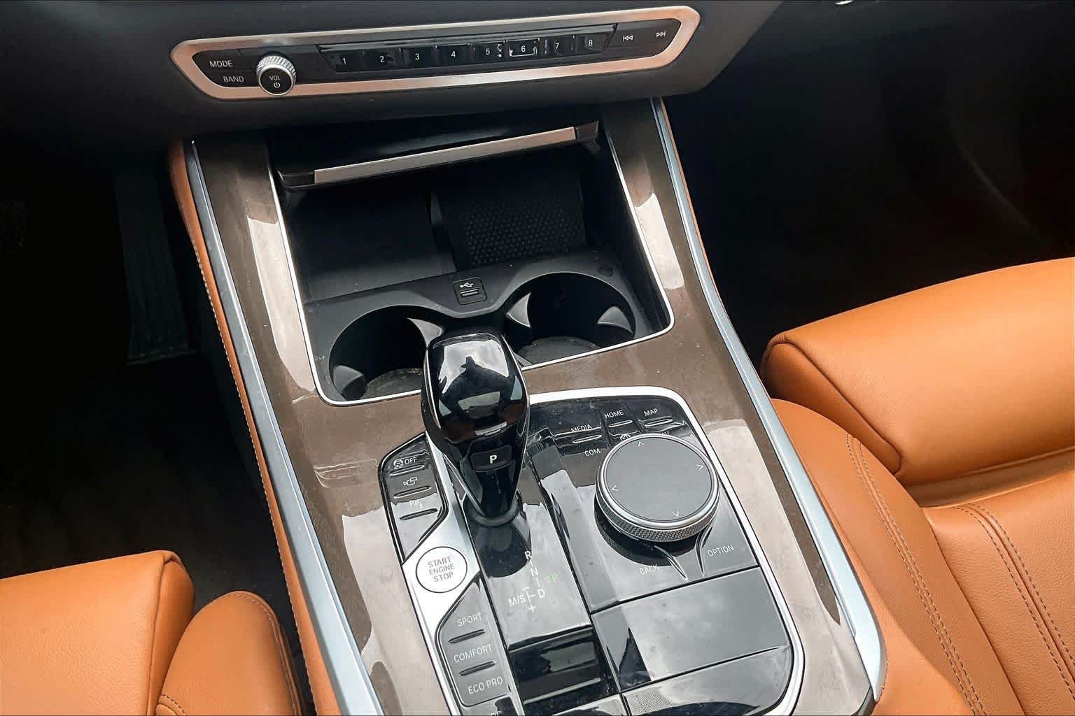 Used 2022 Dark Graphite Metallic BMW xDrive40i image 16