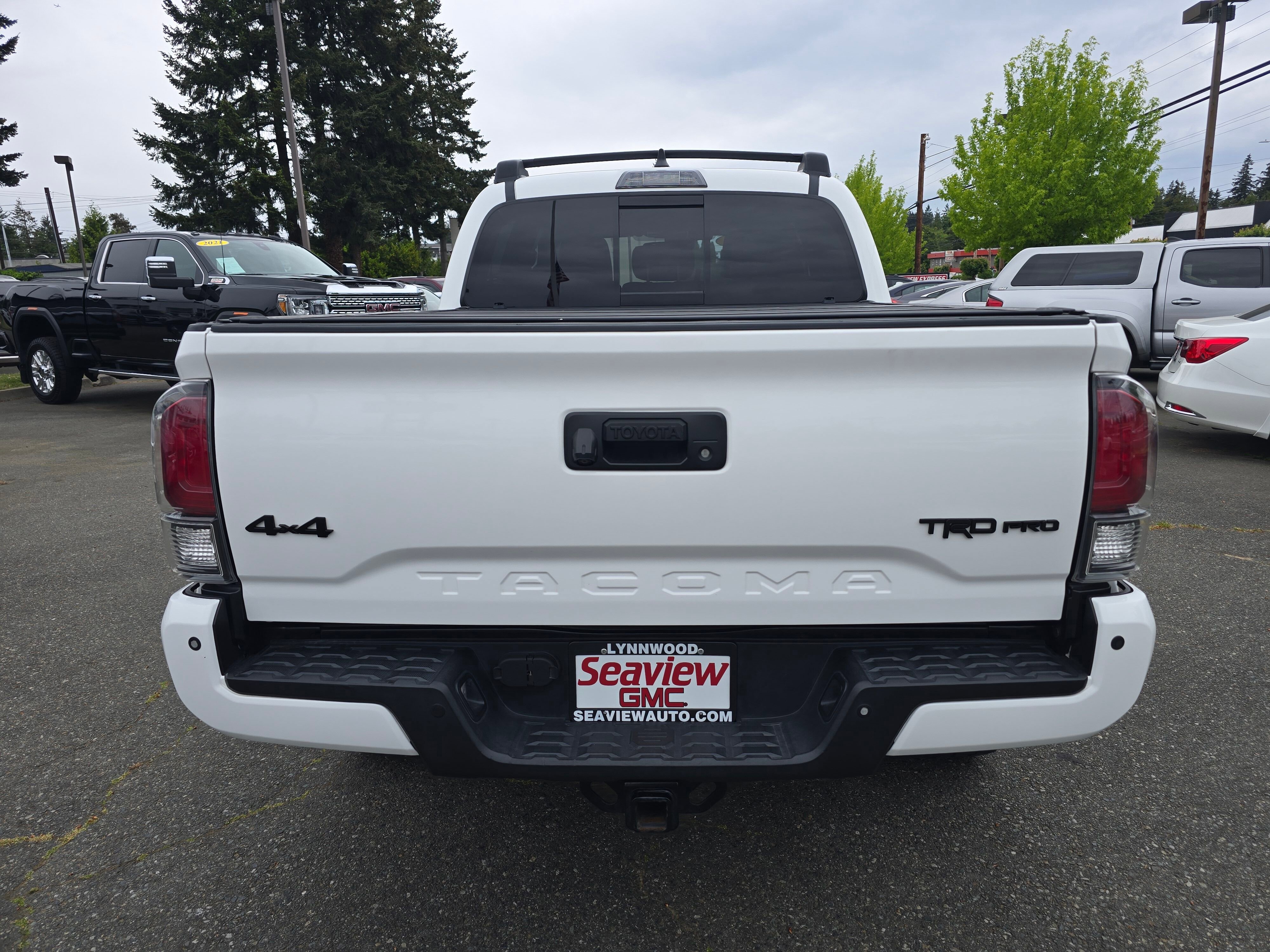 Used 2021  Toyota SR image 4