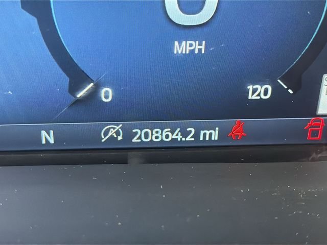 Used 2025 White Ford Tremor image 17