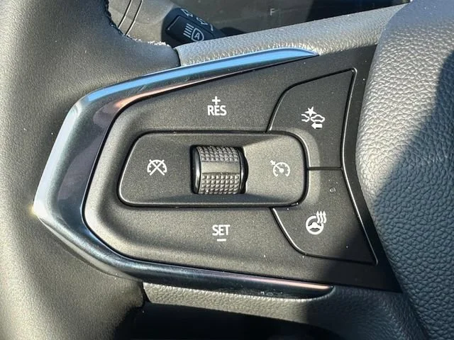 2026 Chevrolet Trax Activ - Photo 8