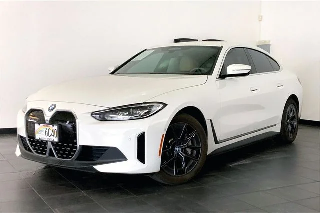 Certified Used 2023 Alpine White BMW eDrive35 image 1
