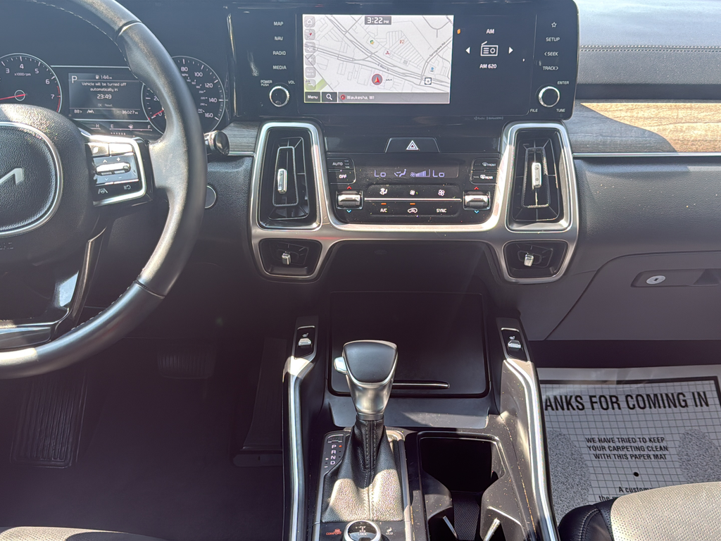 Used 2023 Black Kia X-Line S image 33