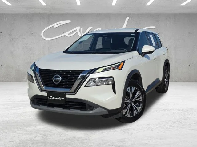 Used 2021 White Nissan SV image 1