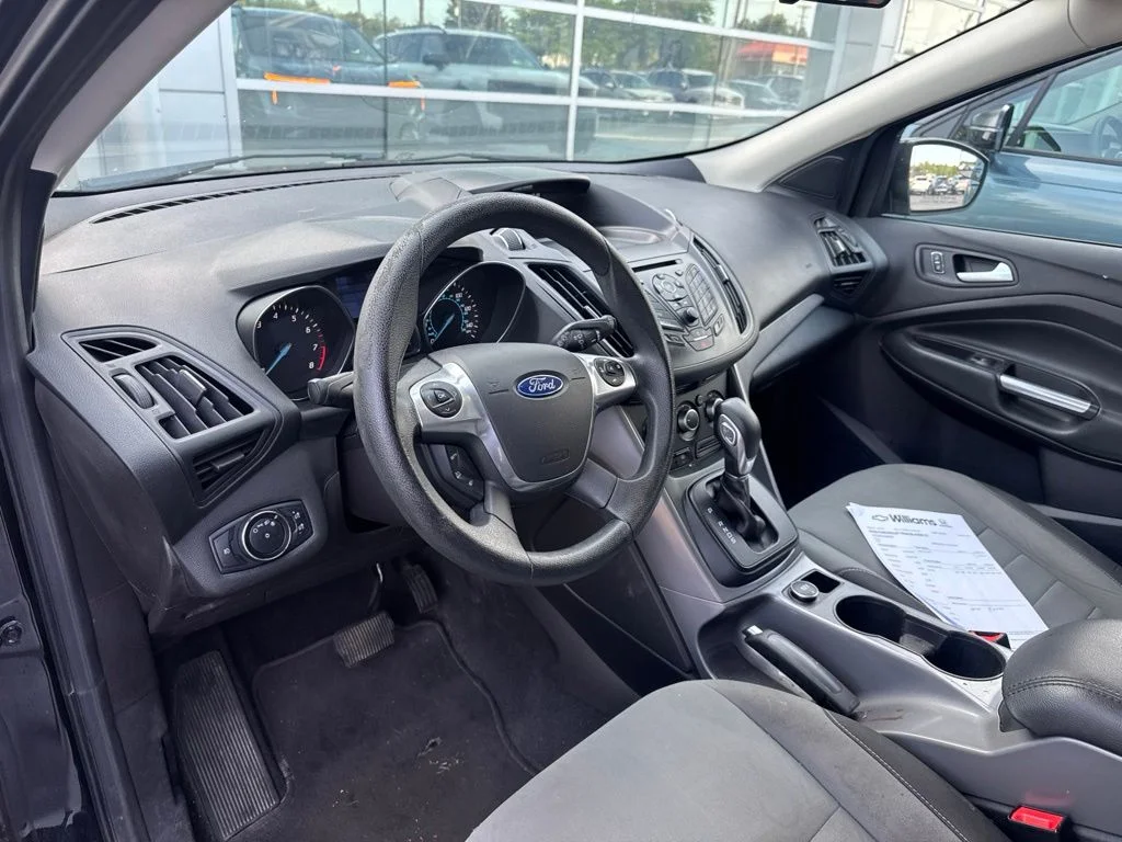 Used 2015 Tuxedo Black Ford SE image 18