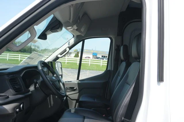 New 2026 Oxford White Ford Cargo Van image 10