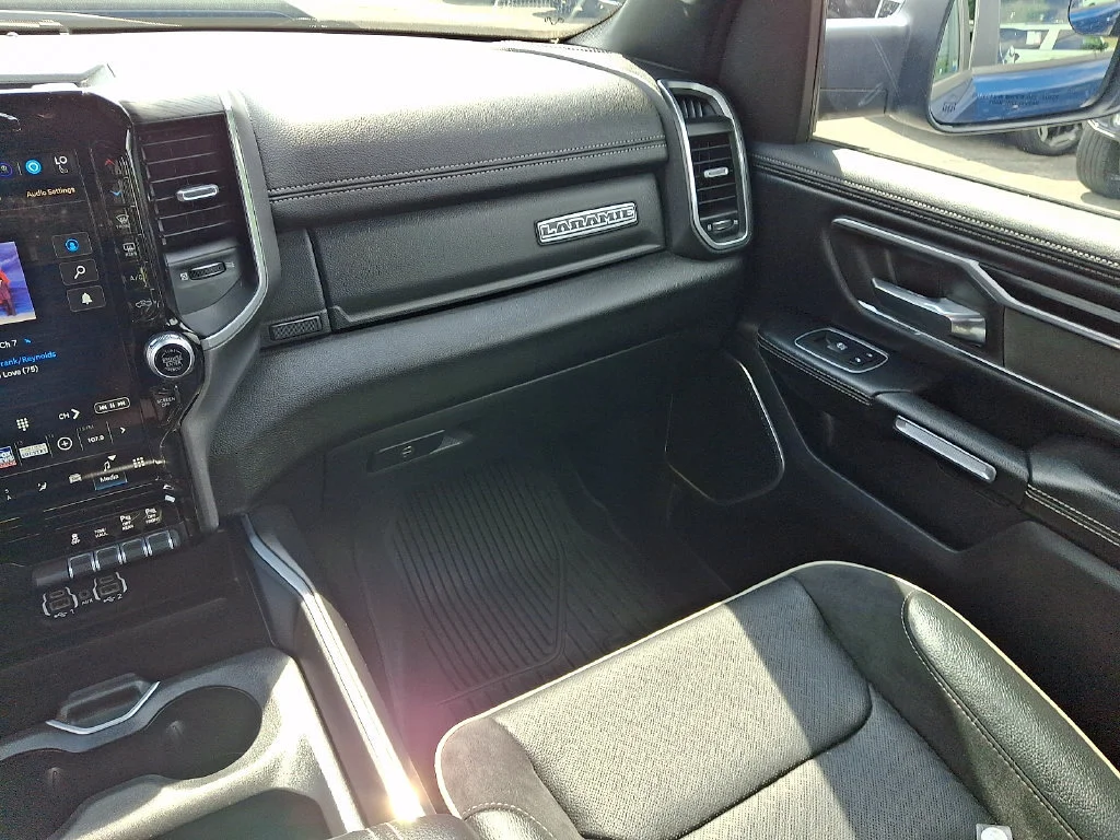 Used 2023 Patriot Blue Pearlcoat Ram Laramie image 17