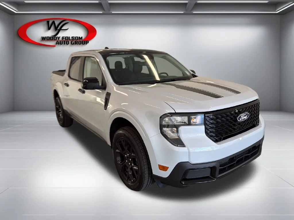 New 2026 Space White Metallic Ford XLT image 3