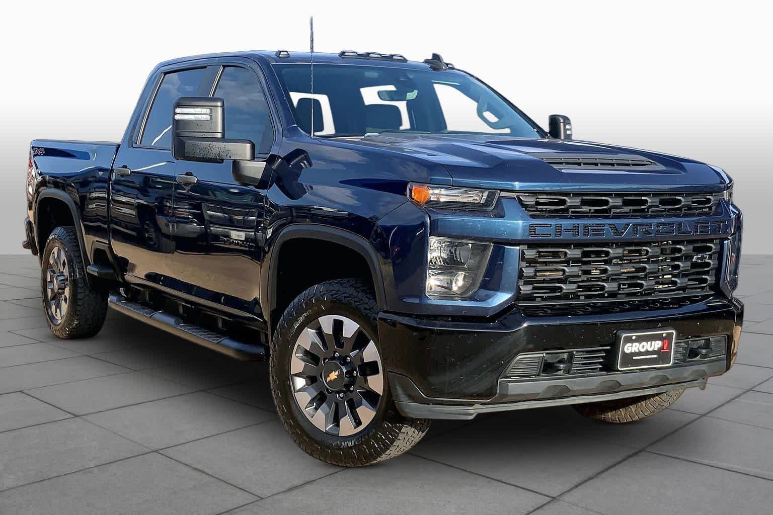 Used 2021 Northsky Blue Metallic Chevrolet Custom image 3