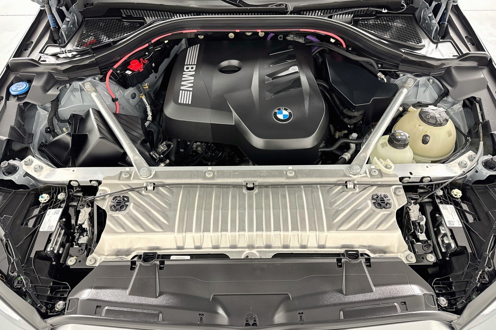 Used 2025 BROOKLYN GREY BMW 30 xDrive image 10