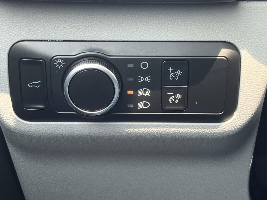 New 2026 Space Silver Metallic Ford Active image 32