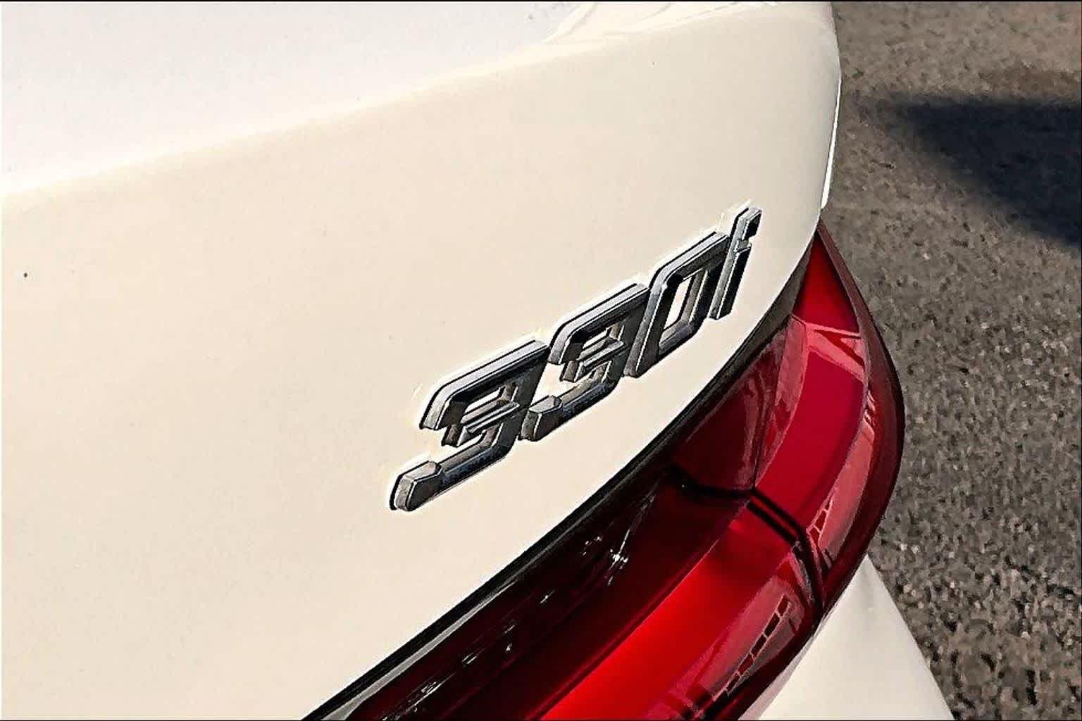 Used 2023 Mineral White Metallic BMW 330i image 12