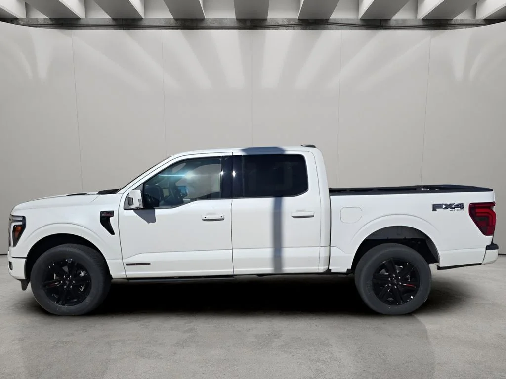2025 Ford F-150 Platinum - Photo 2