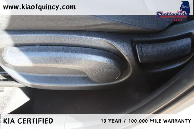 Used 2024 White Kia LX image 11