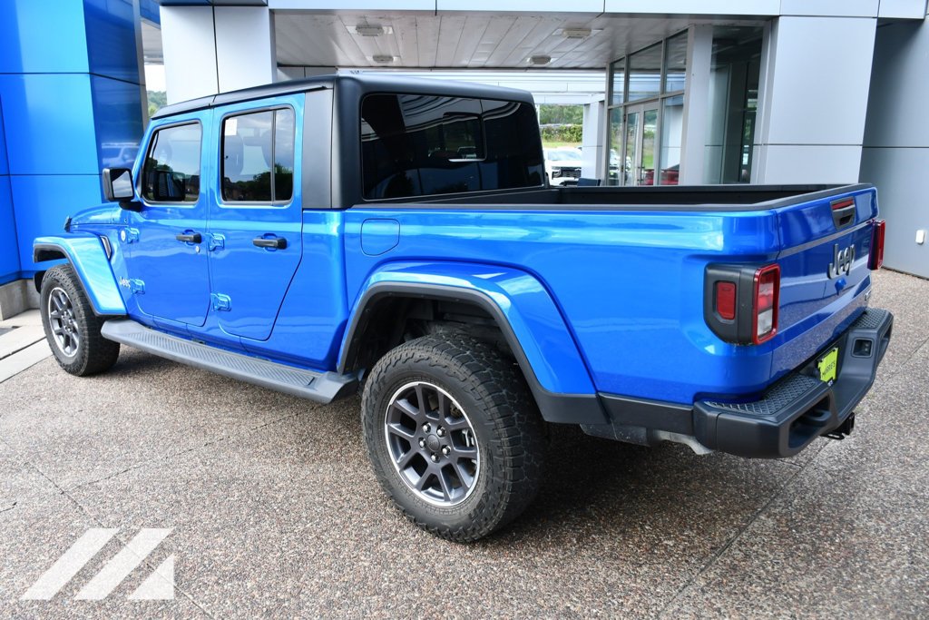Used 2021 Blue Jeep Overland image 4