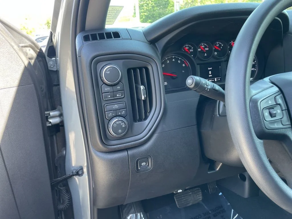 2026 Chevrolet Silverado 1500 Custom - Photo 7