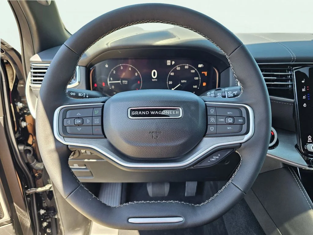 New 2026 High Gloss Black Exterior Paint Jeep Limited Reserve image 21