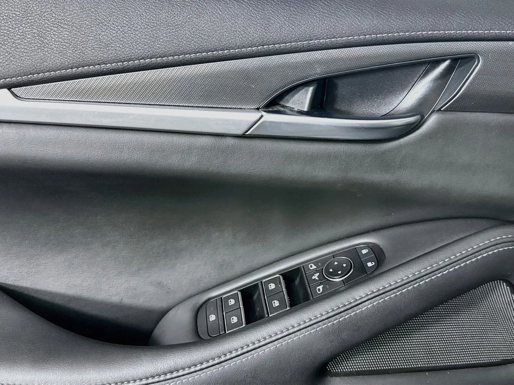 Certified Used 2023 Black INFINITI LUXE image 24