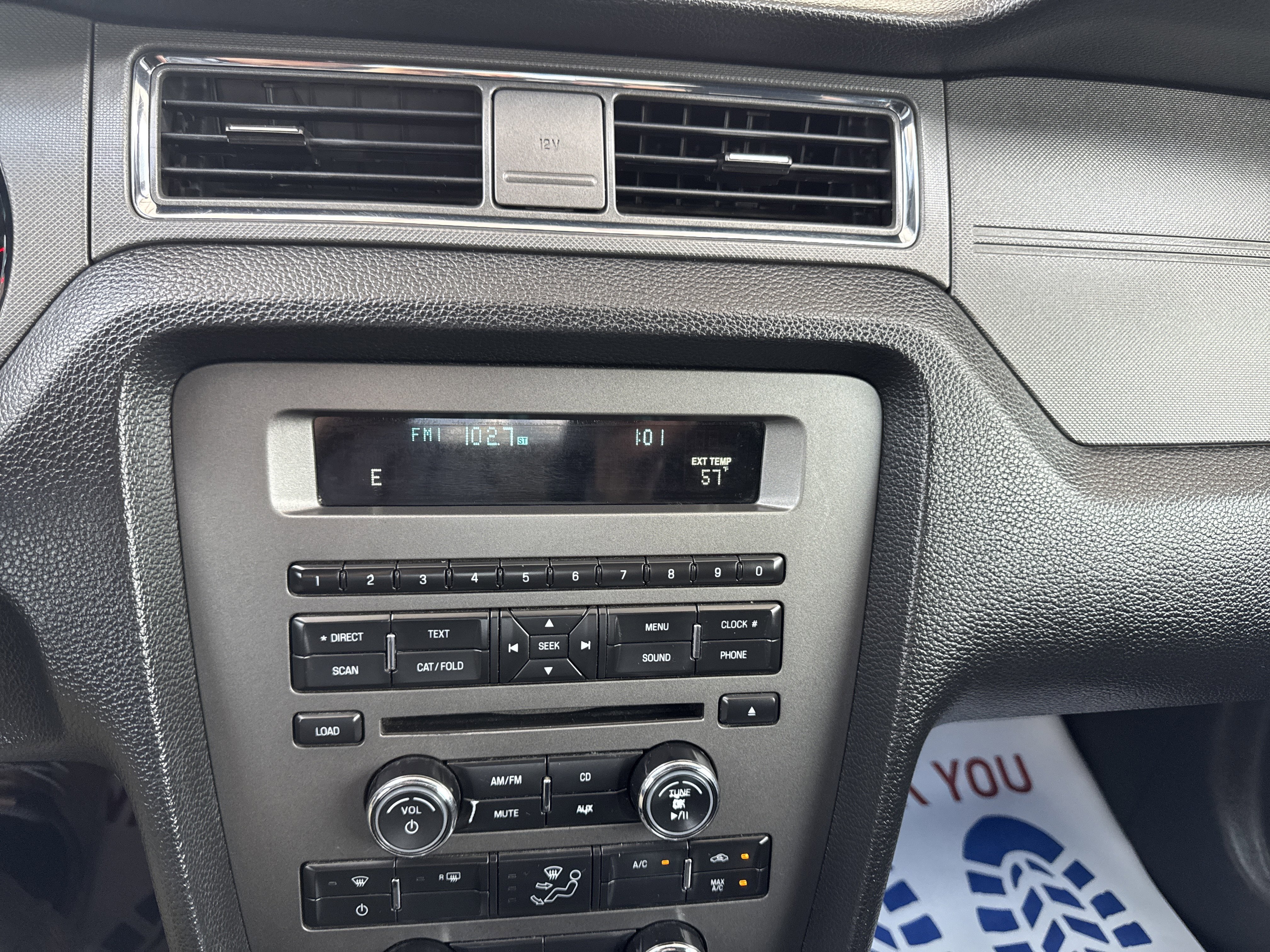 Used 2014 White FORD V6 image 17