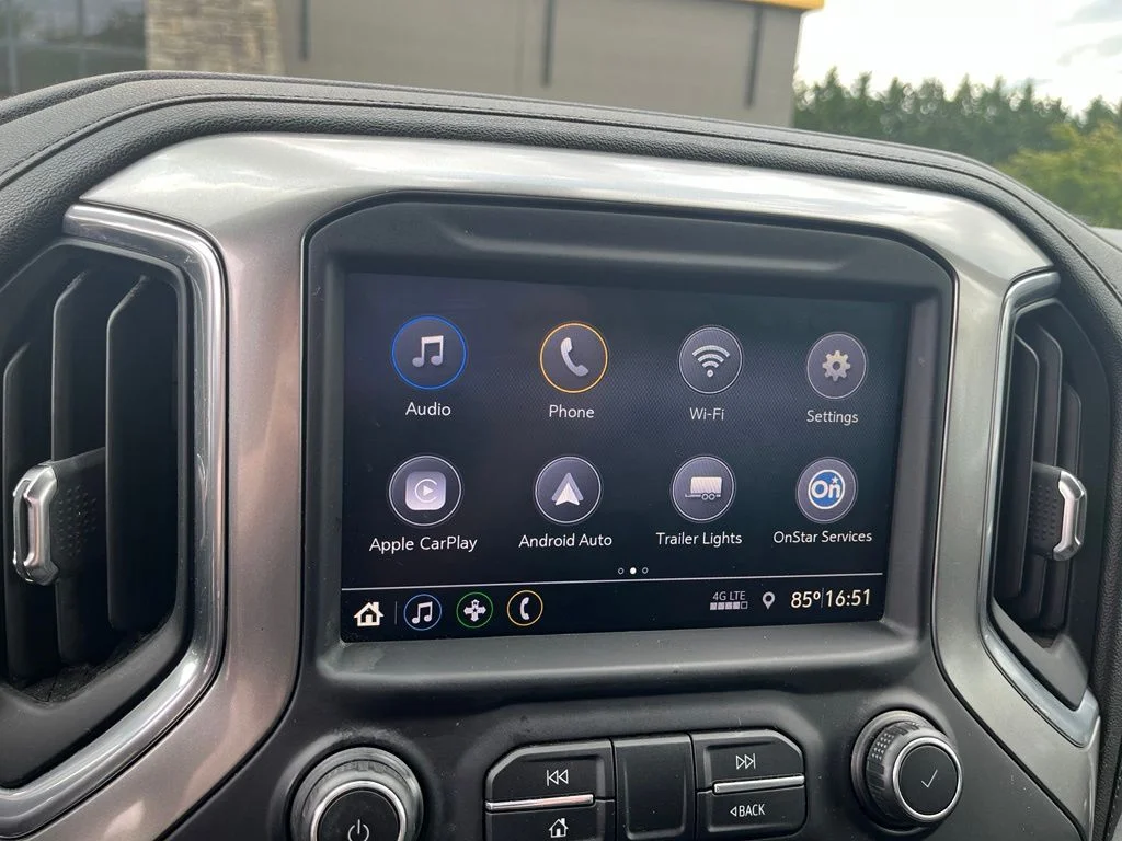 Used 2019 Black Chevrolet LT image 13