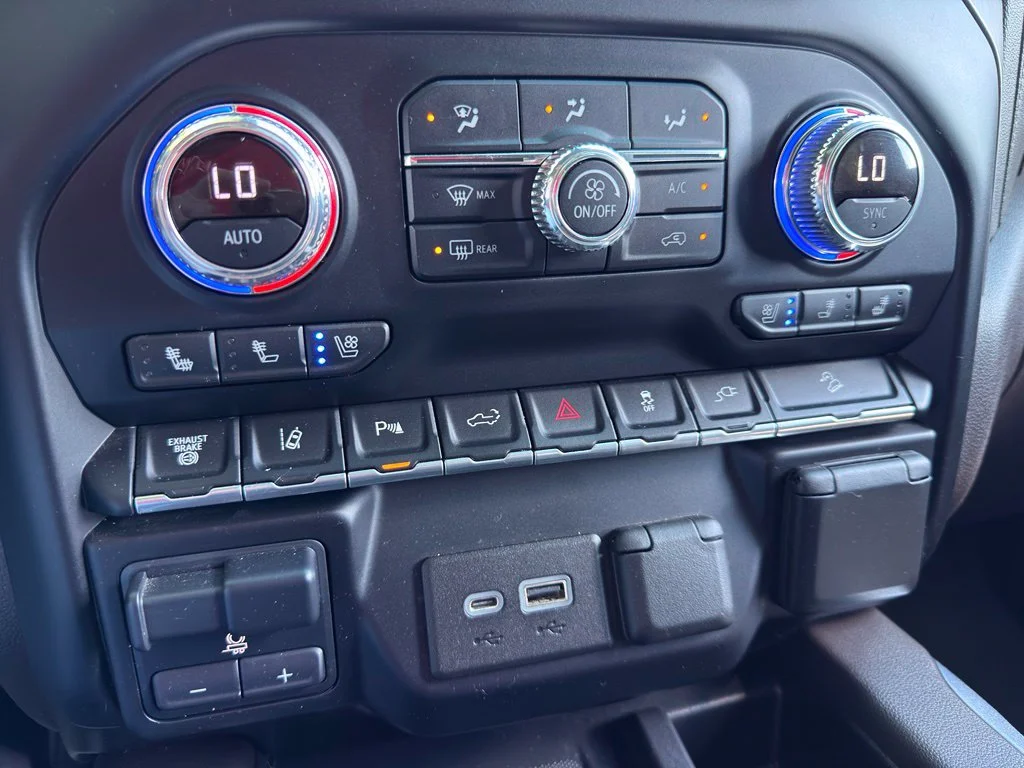Used 2021 Black GMC Denali image 5