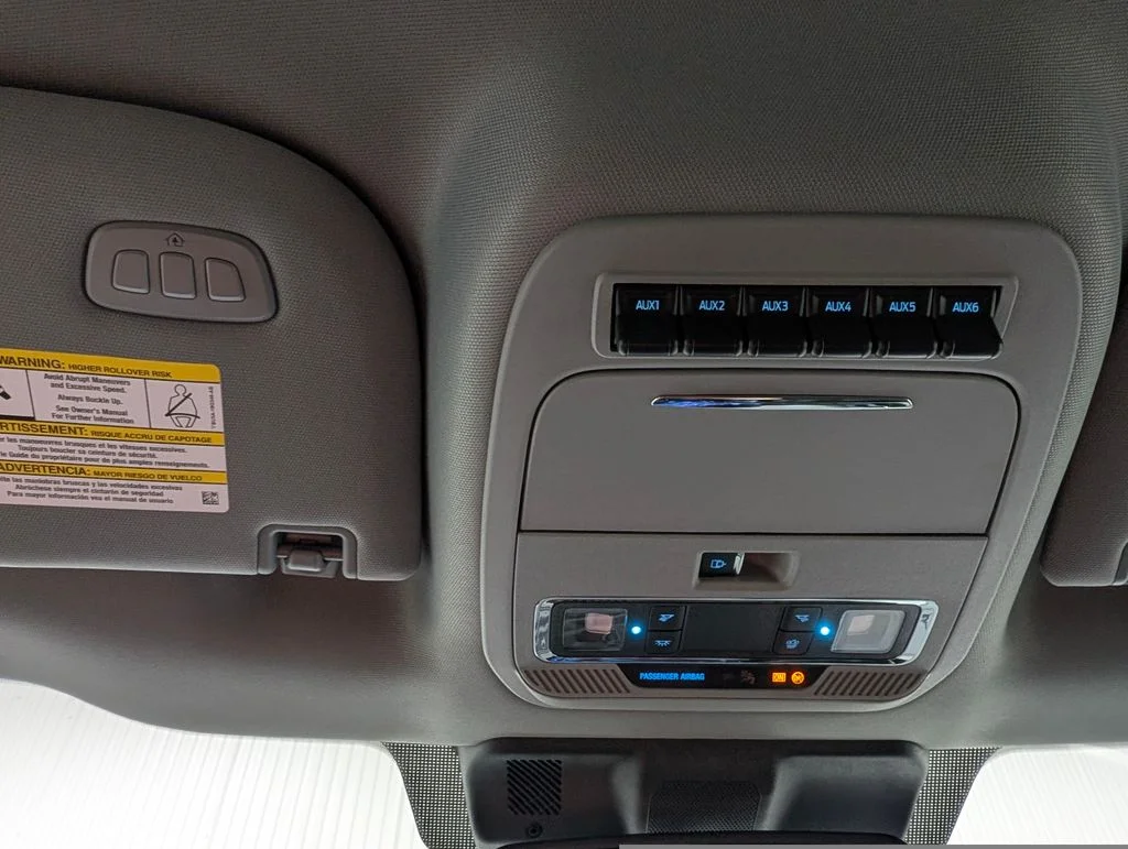 New 2026 Oxford White Ford F-250® Lariat® image 12
