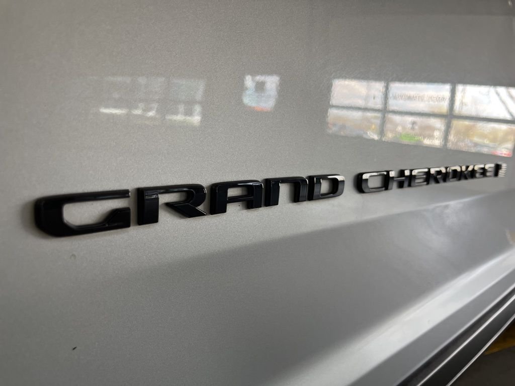 2024 Jeep Grand Cherokee L Altitude - Photo 12
