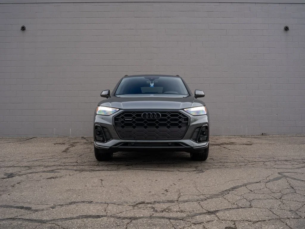 Used 2024 Gray Audi  image 10
