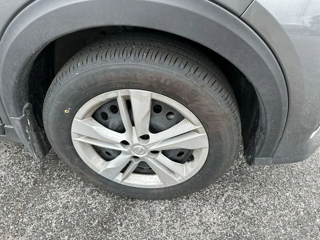 Used 2024 Gray Nissan S image 20