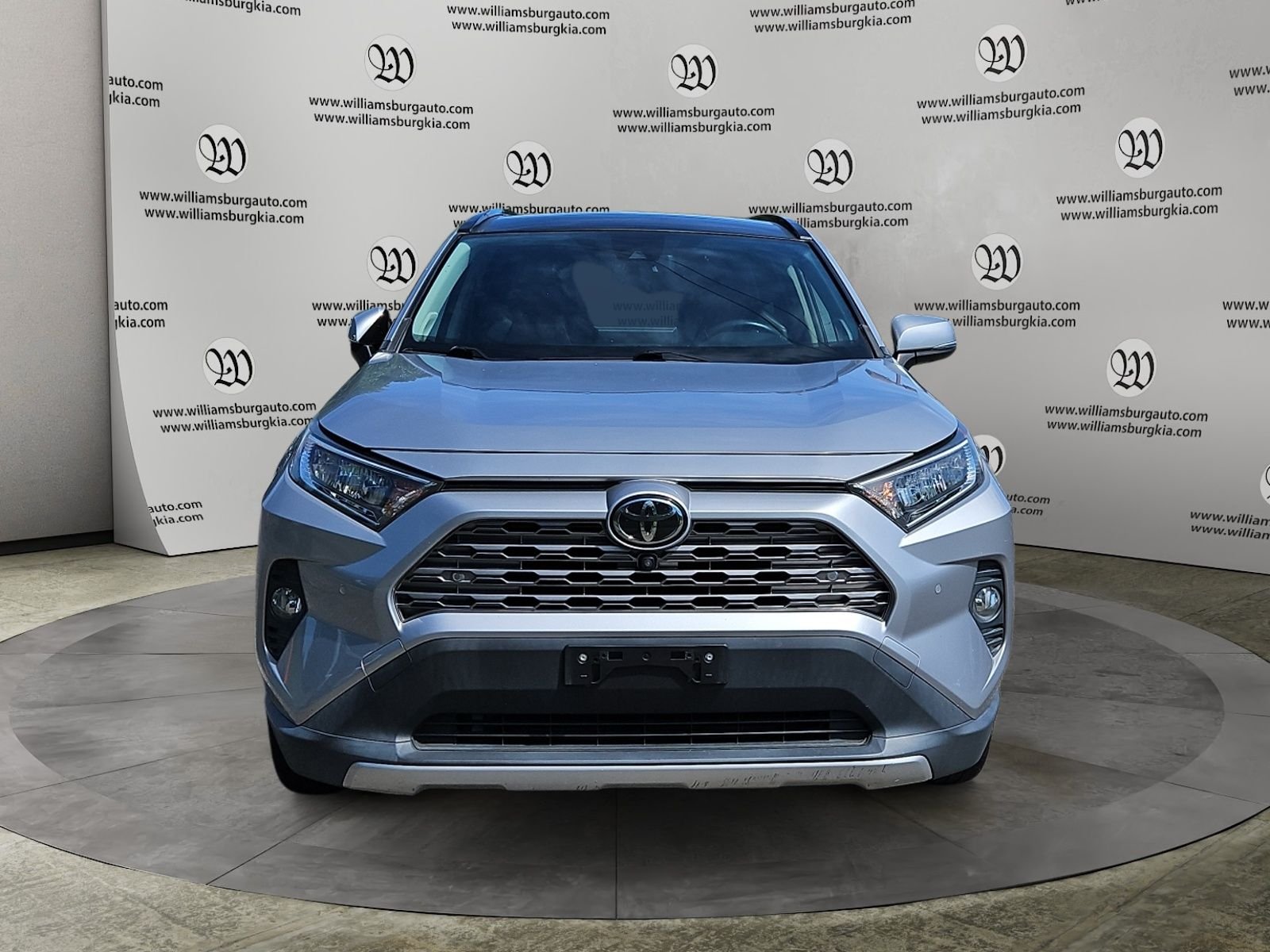 Used 2019 Silver Toyota Limited image 8