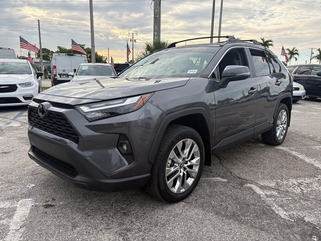 Used 2024 Gray Toyota XLE Premium image 17