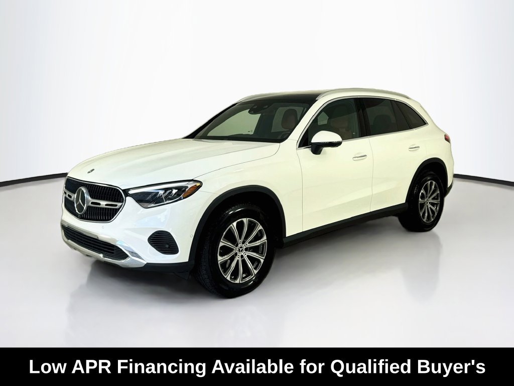 Used 2024 Polar White Mercedes-Benz GLC 300 image 3