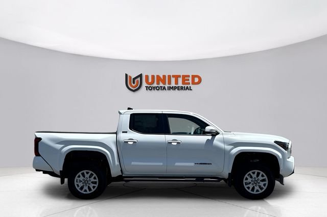 New 2026 Ice Cap Toyota  SR5 image 2