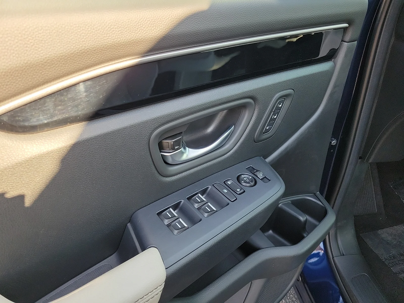 New 2026 Obsidian Blue Pearl Honda RTL image 18