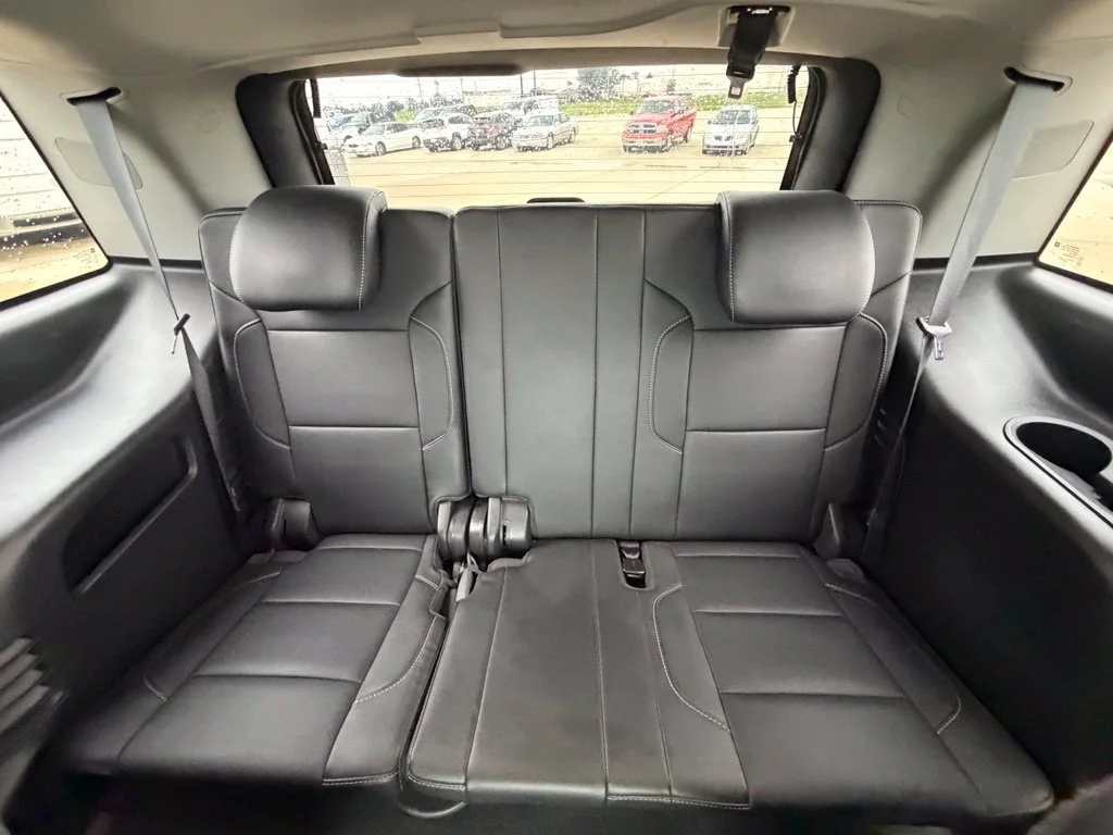 Used 2019 Silver Chevrolet Premier image 29