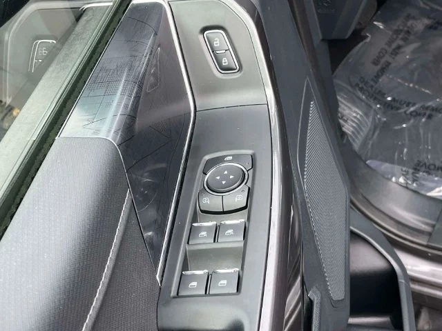Used 2023 Gray Ford XLT image 26