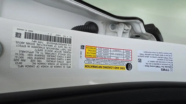 Used 2024 Platinum White Honda EX-L image 47