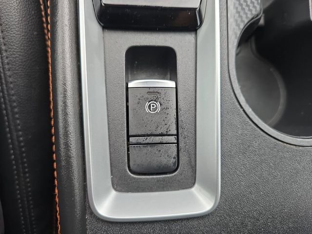 Used 2022 Black Nissan 2.5 SR image 28