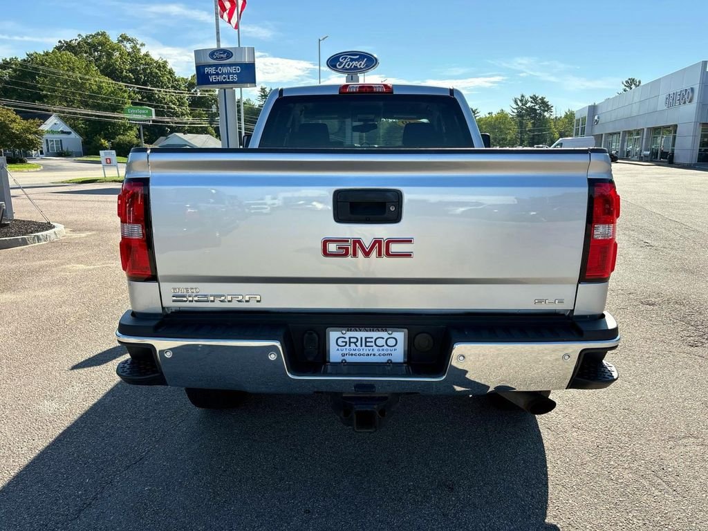 Used 2019 Silver GMC SLE image 4