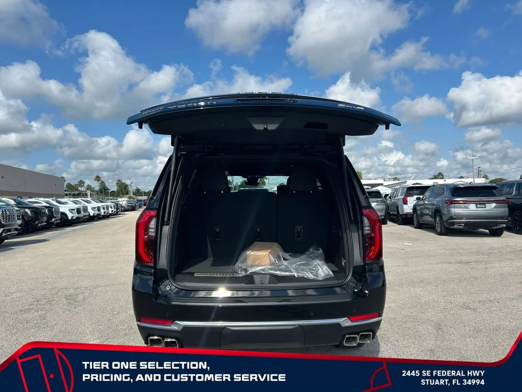 2026 GMC Yukon Denali - Photo 17
