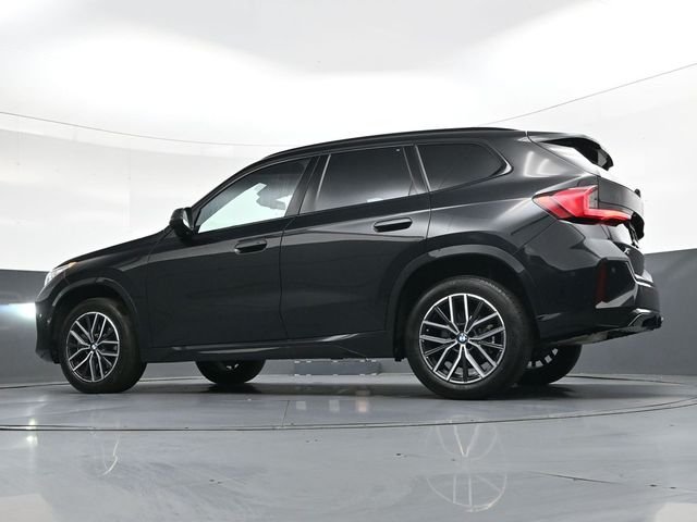 Used 2026 Black BMW xDrive28i image 31