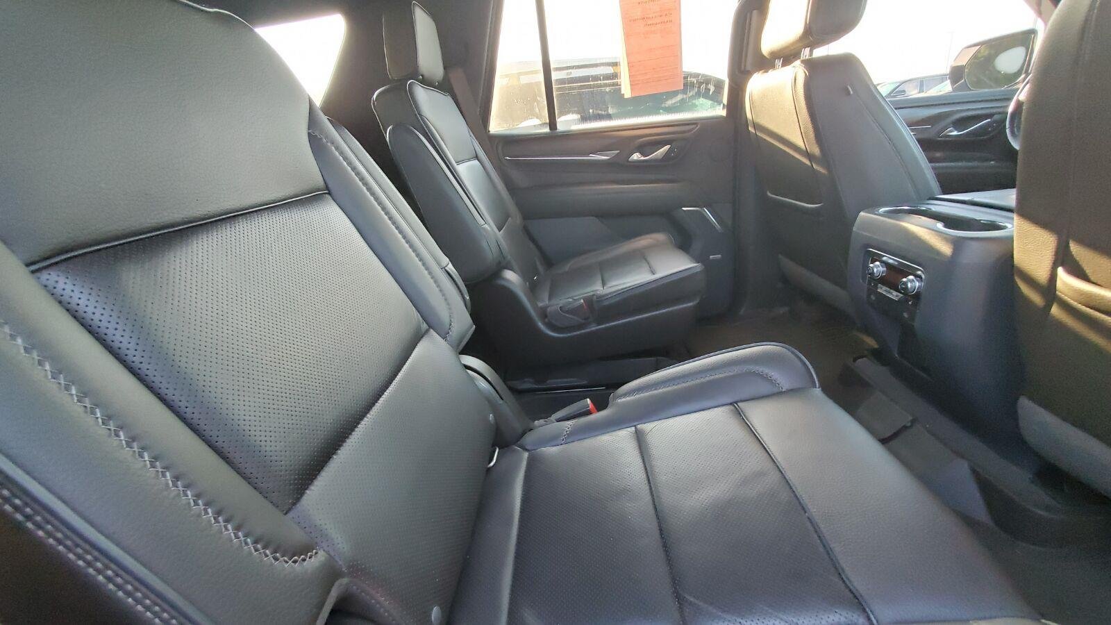 Used 2021 WHITE FROST TRICOAT GMC Denali image 6