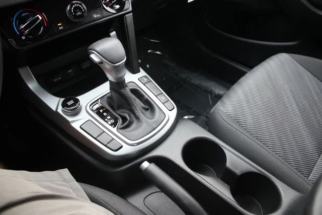 Used 2025 White Kia LX image 11