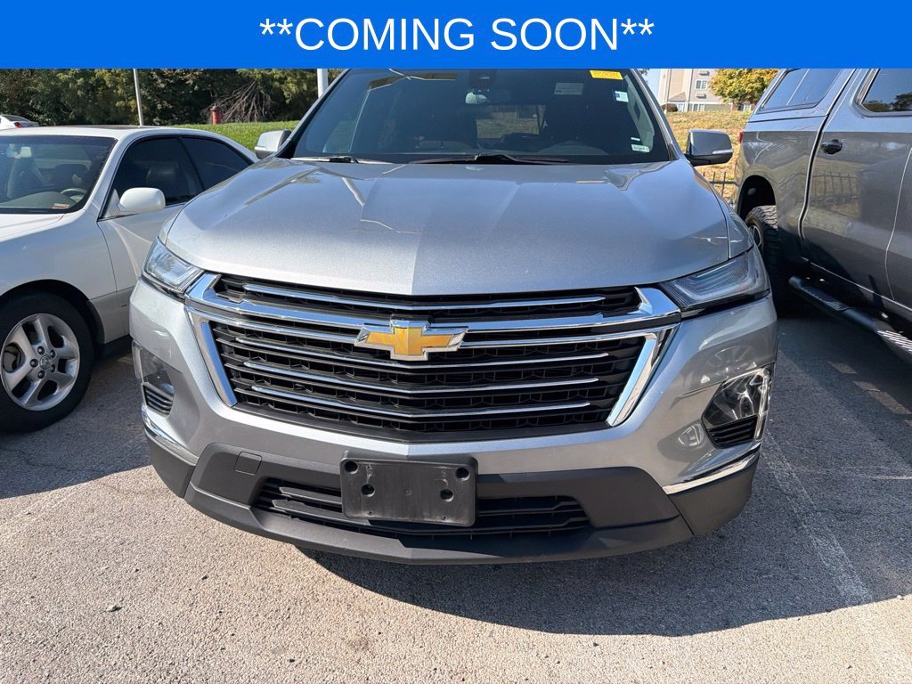 Used 2023 Chevrolet Traverse 1LT with VIN 1GNERGKWXPJ162056 for sale in Kansas City