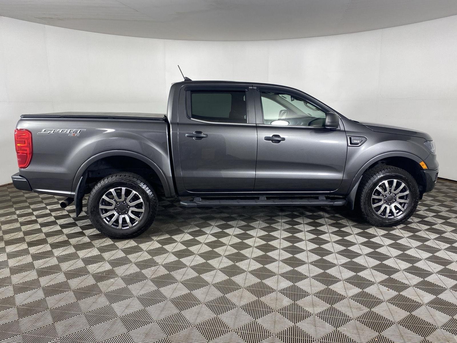 Used 2019 Magnetic Ford XLT image 4