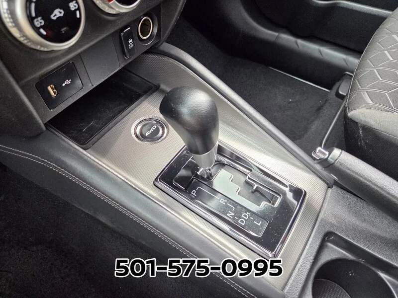 Used 2024 SILVER MITSUBISHI S 2.0 AWC image 27