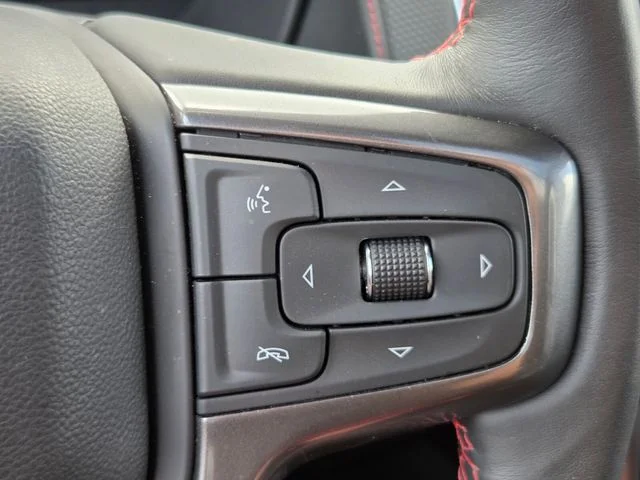 Used 2022 Red Chevrolet RST image 24