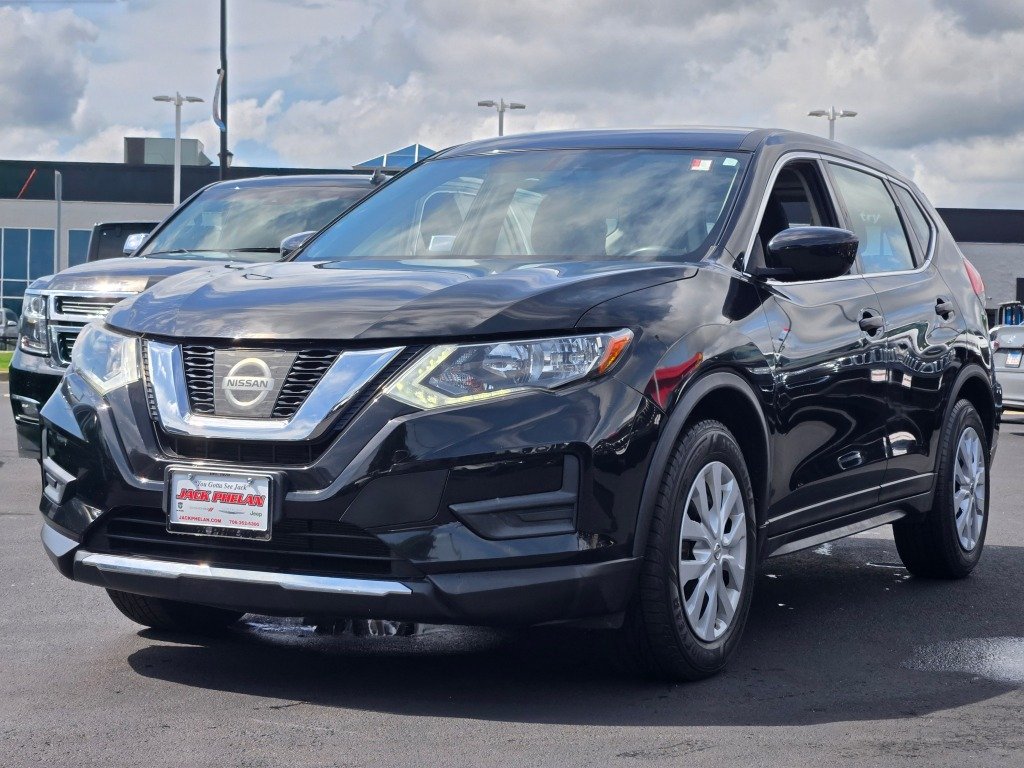 Used 2017 Black Nissan S image 4